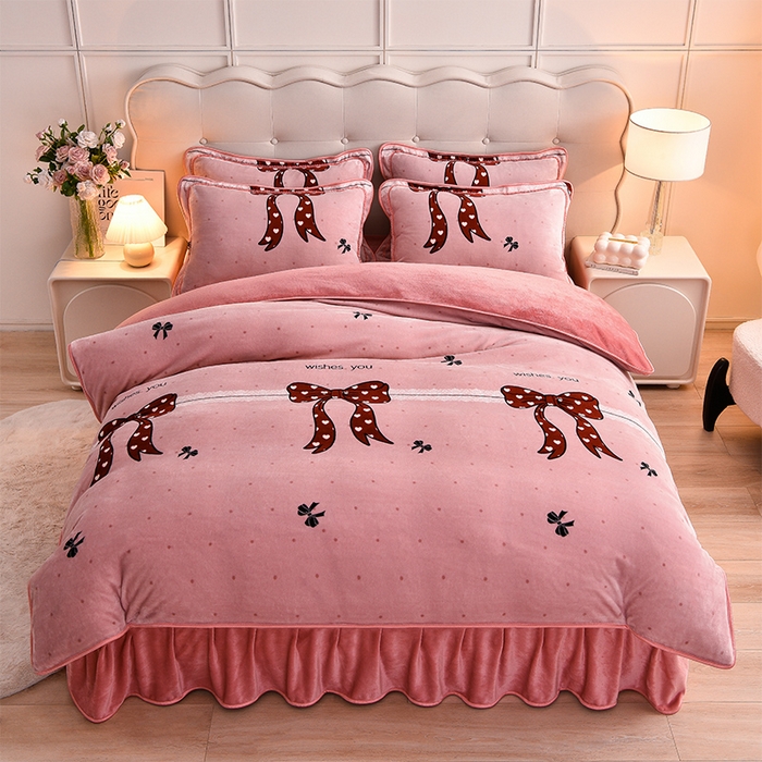 91家纺网 家纺一手货源 找家纺 绒宴2025新230克特厚款印花牛奶绒单被套法莱绒金貂被套单件 星辰之恋