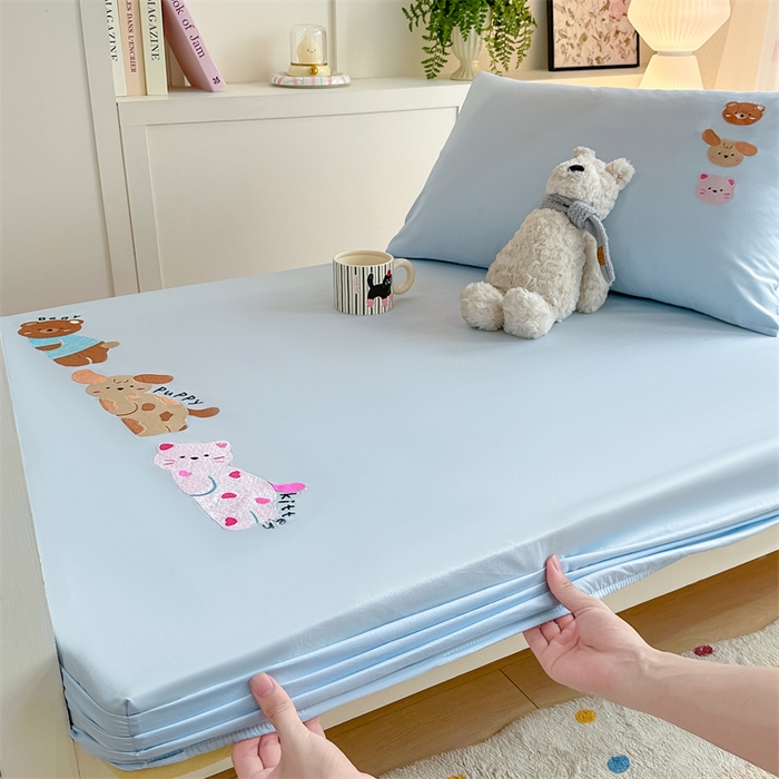 91家纺网 家纺一手货源 找家纺 灰鲸 2025新款全棉刺绣床笠-懒懒小憩学生床系列 懒懒小憩-蓝