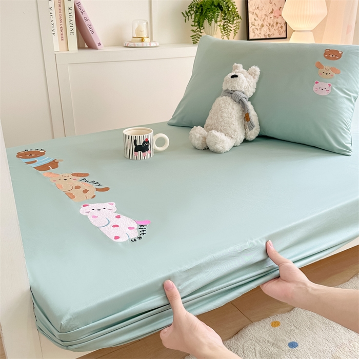 91家纺网 家纺一手货源 找家纺 灰鲸 2025新款全棉刺绣床笠-懒懒小憩学生床系列 懒懒小憩-绿