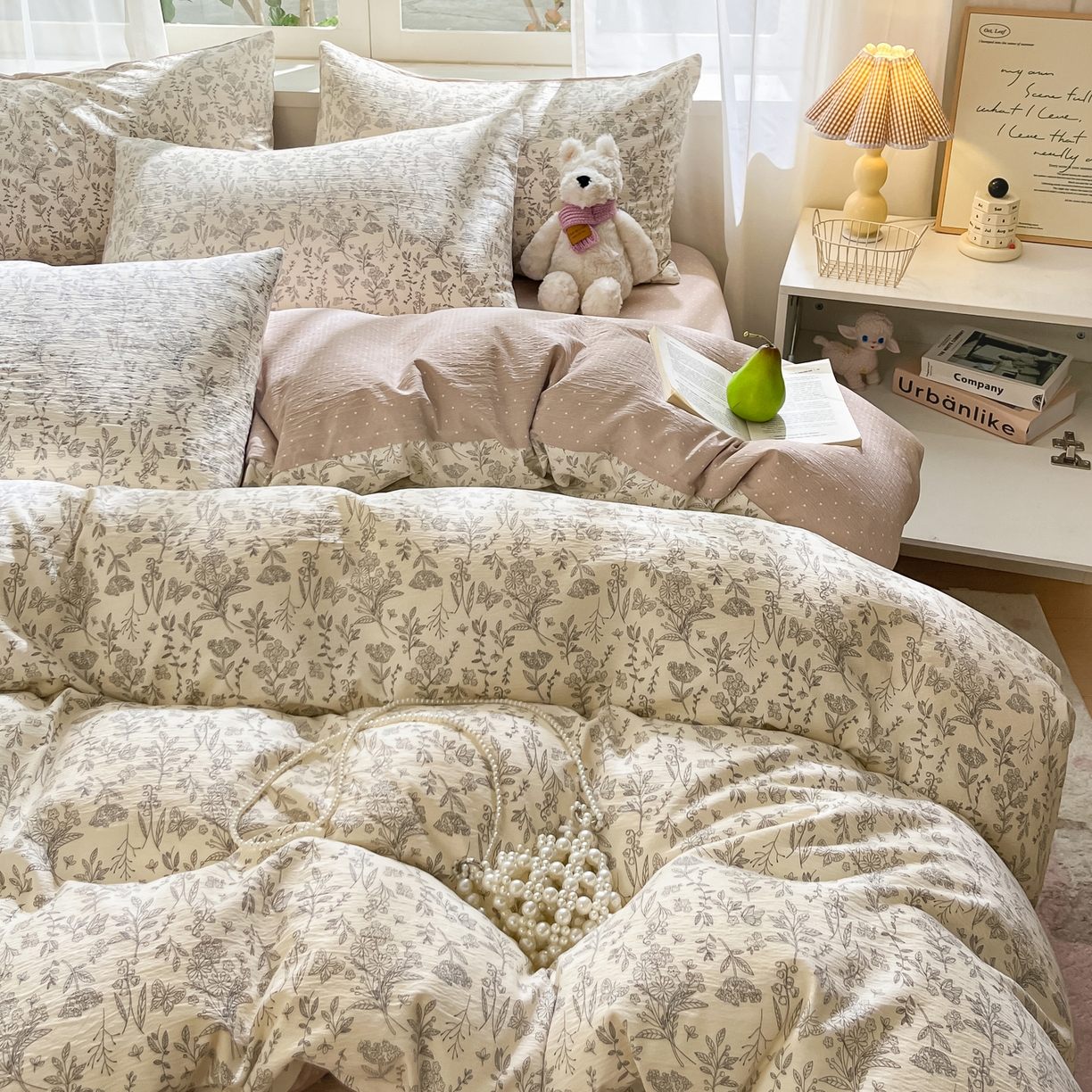 91家纺网 家纺一手货源 找家纺 格真 2025秋冬新款110克高克重提花加厚皱皱纱双层纱四件套双面印花 草木集黄