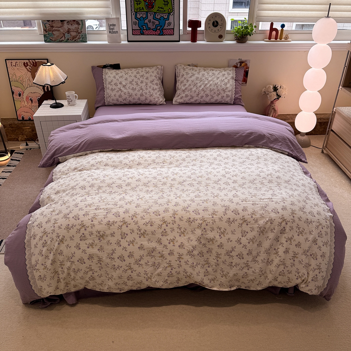 91家纺网 家纺一手货源 找家纺 水墨江南 2025新款云感皱皱纱全棉花边四件套-场景二 花边款-浪漫花枝