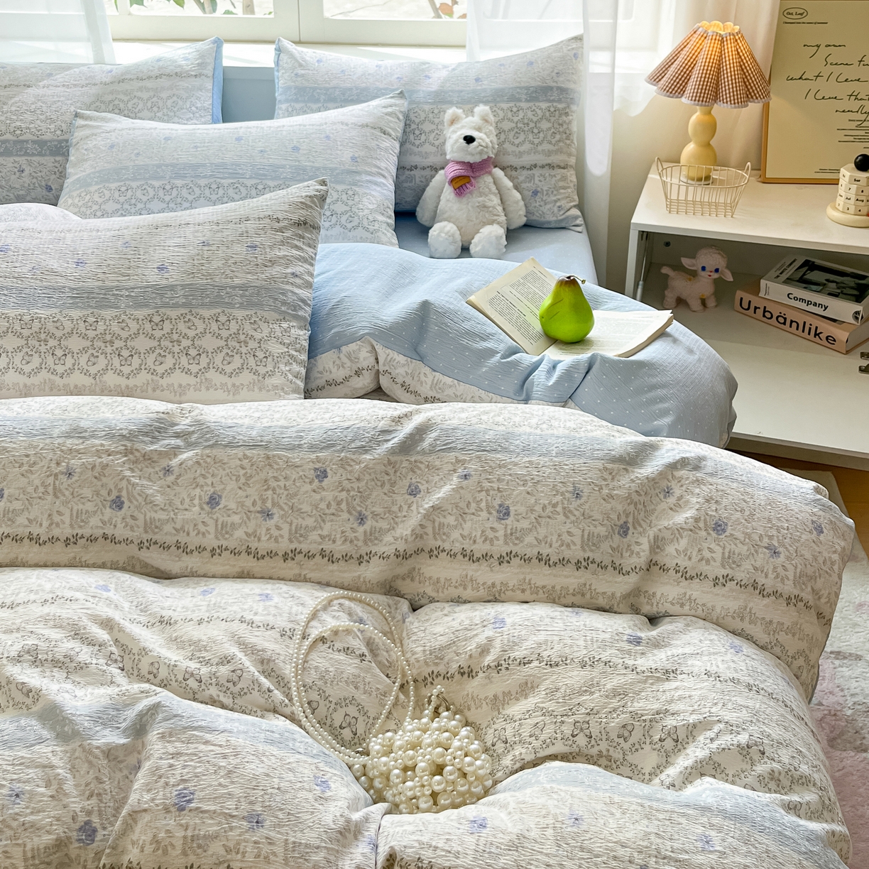 91家纺网 家纺一手货源 找家纺 格真 2025秋冬新款110克高克重提花加厚皱皱纱双层纱四件套双面印花 蝴蝶印记