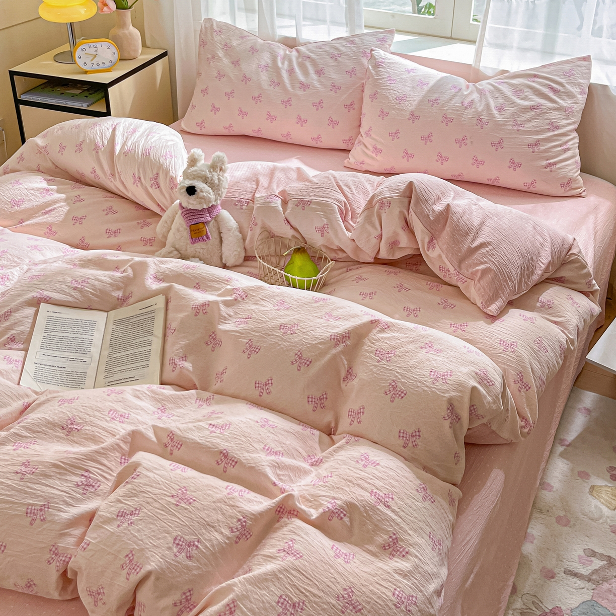 91家纺网 家纺一手货源 找家纺 格真 2025秋冬新款110克高克重提花加厚皱皱纱双层纱四件套双面印花 少女季