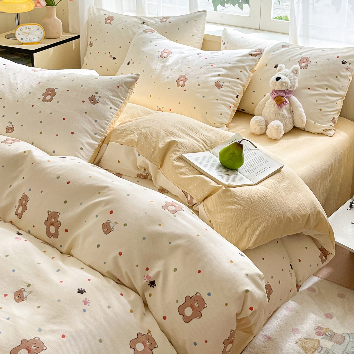 91家纺网 家纺一手货源 找家纺 格真 2025秋冬新款110克高克重提花加厚皱皱纱双层纱四件套双面印花 熊可爱