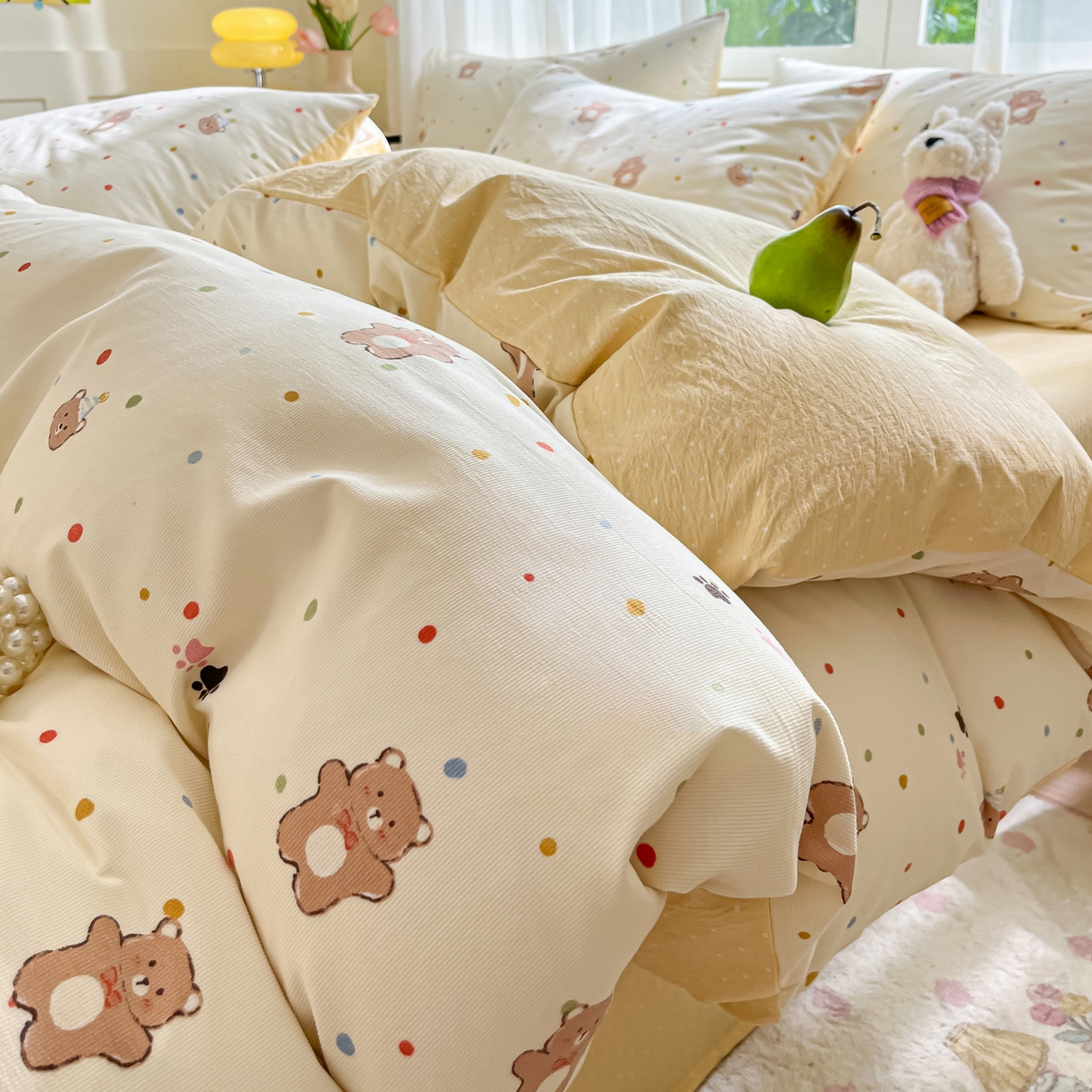 91家纺网 家纺一手货源 找家纺 格真 2025秋冬新款110克高克重提花加厚皱皱纱双层纱四件套双面印花 熊可爱