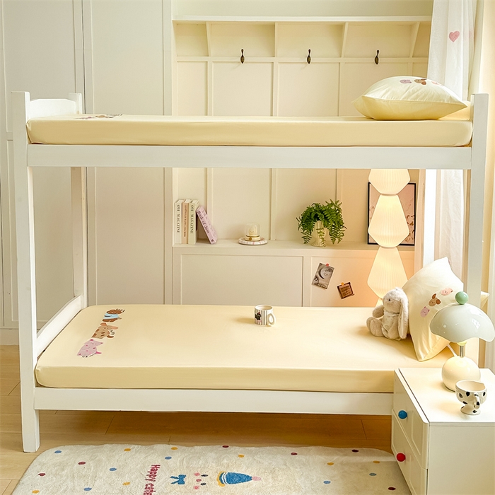 91家纺网 家纺一手货源 找家纺 灰鲸 2025新款全棉刺绣床笠-懒懒小憩学生床系列 懒懒小憩-黄