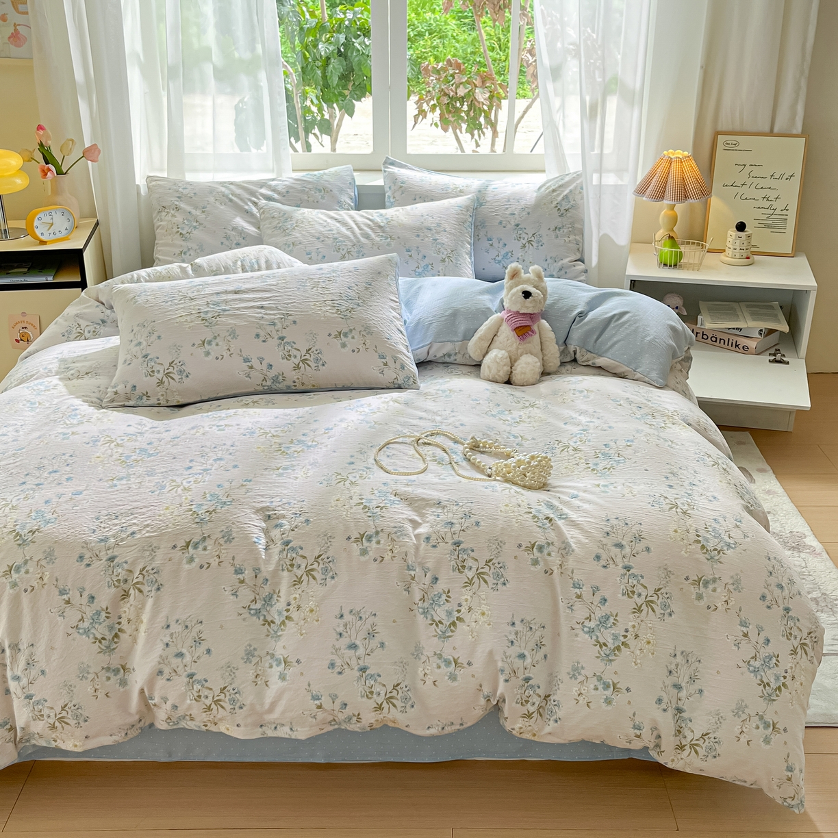 91家纺网 家纺一手货源 找家纺 格真 2025秋冬新款110克高克重提花加厚皱皱纱双层纱四件套双面印花 长相思兰