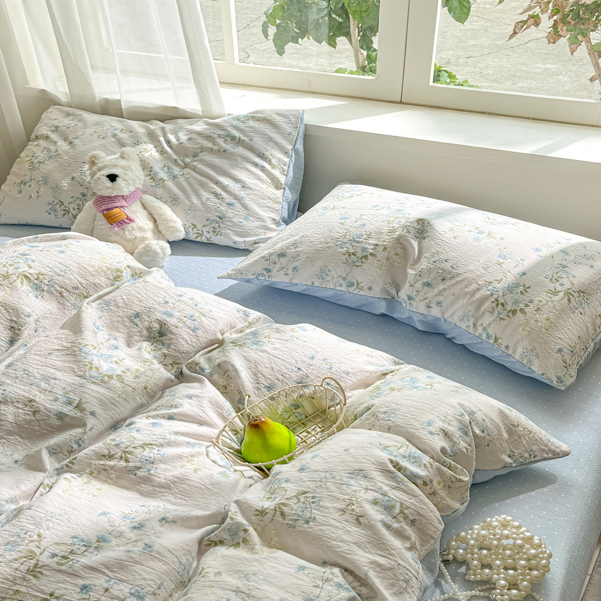 91家纺网 家纺一手货源 找家纺 格真 2025秋冬新款110克高克重提花加厚皱皱纱双层纱四件套双面印花 长相思兰