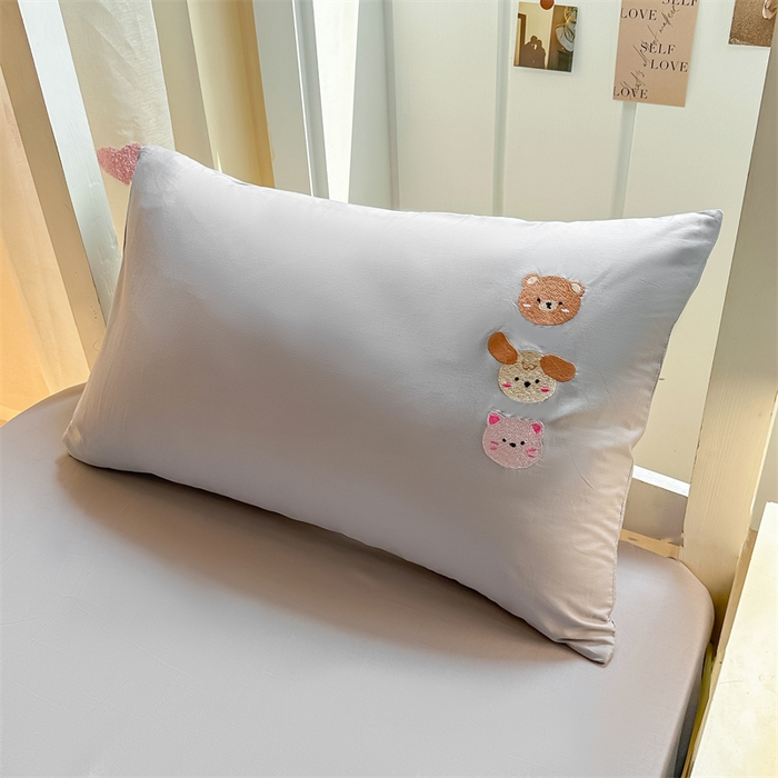 91家纺网 家纺一手货源 找家纺 灰鲸 2025新款全棉刺绣床笠-懒懒小憩学生床系列 懒懒小憩-灰