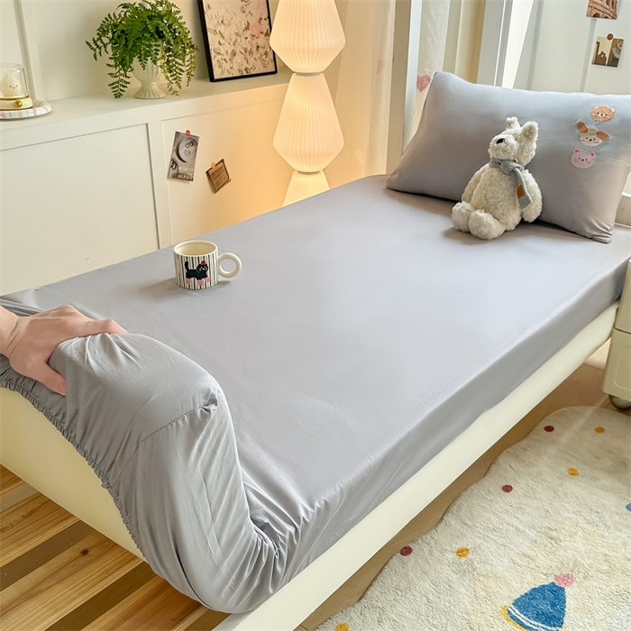 91家纺网 家纺一手货源 找家纺 灰鲸 2025新款全棉刺绣床笠-懒懒小憩学生床系列 懒懒小憩-灰