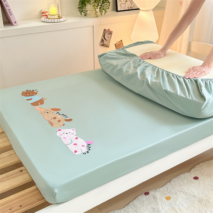 91家纺网 家纺一手货源 找家纺 灰鲸 2025新款全棉刺绣床笠-懒懒小憩学生床系列 懒懒小憩-绿