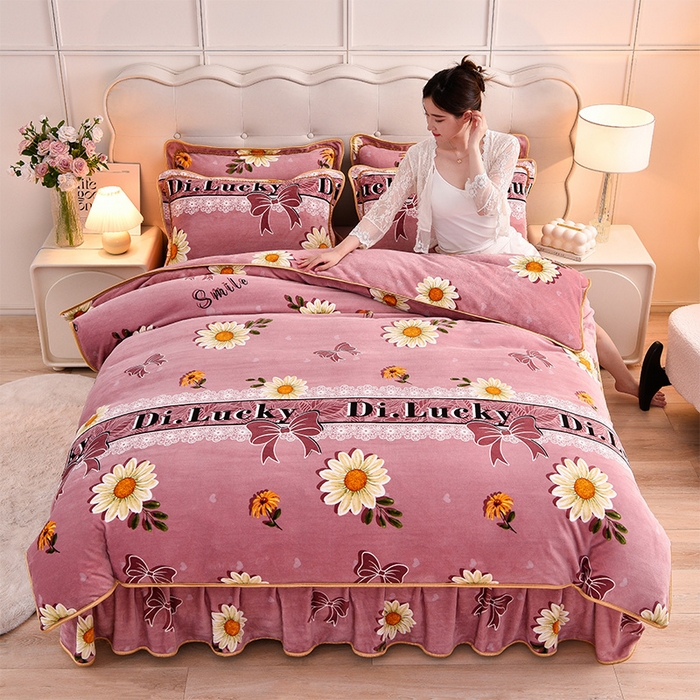 91家纺网 家纺一手货源 找家纺 绒宴2025新230克特厚款印花牛奶绒单被套法莱绒金貂被套单件 仲夏