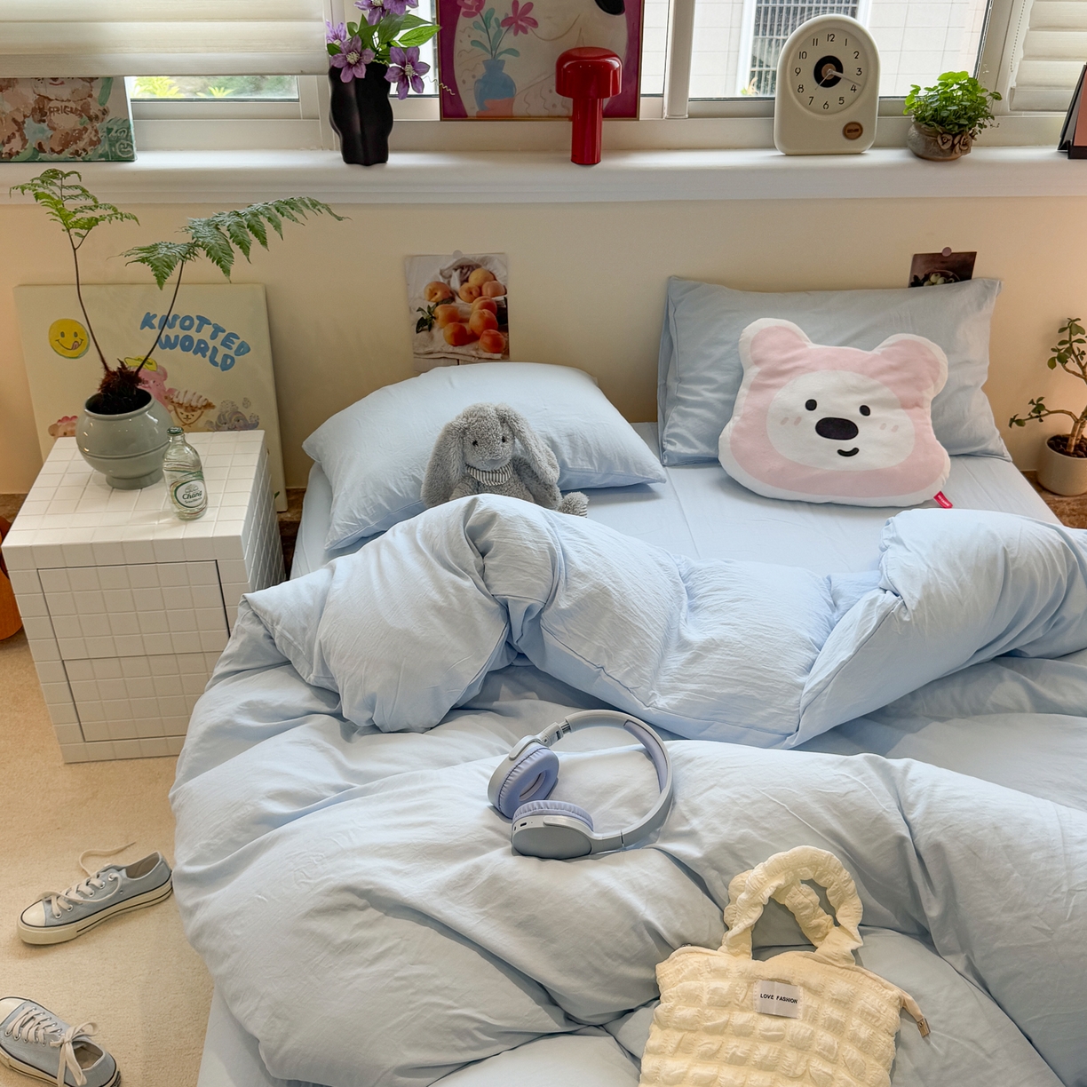 91家纺网 家纺一手货源 找家纺 水墨江南 2025新款亲肤磨毛水洗棉纯色四件套 碧蓝