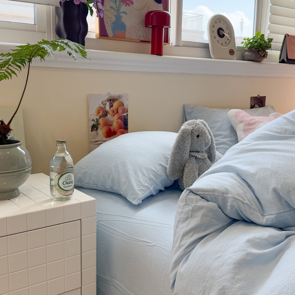 91家纺网 家纺一手货源 找家纺 水墨江南 2025新款亲肤磨毛水洗棉纯色四件套 碧蓝