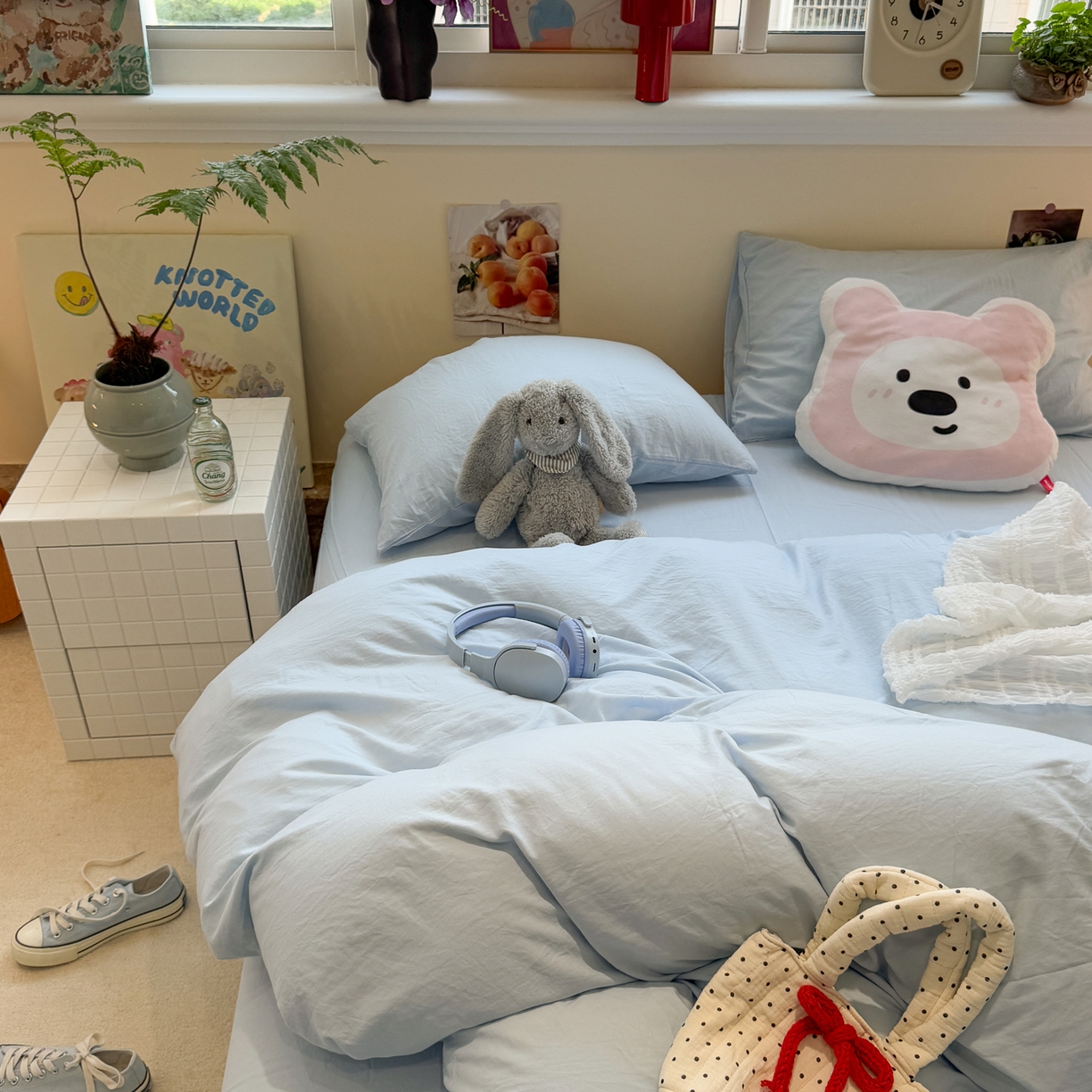 91家纺网 家纺一手货源 找家纺 水墨江南 2025新款亲肤磨毛水洗棉纯色四件套 碧蓝