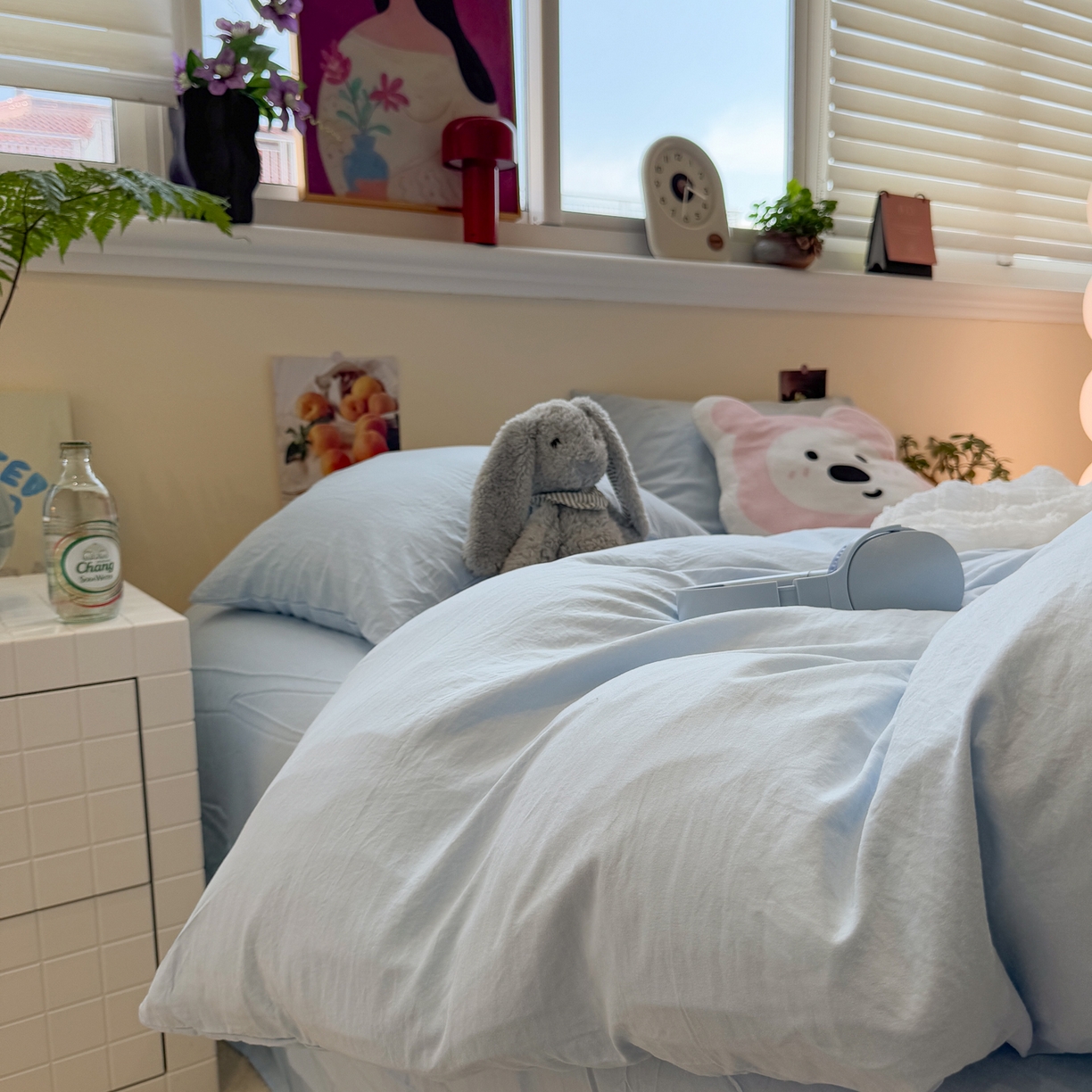 91家纺网 家纺一手货源 找家纺 水墨江南 2025新款亲肤磨毛水洗棉纯色四件套 碧蓝