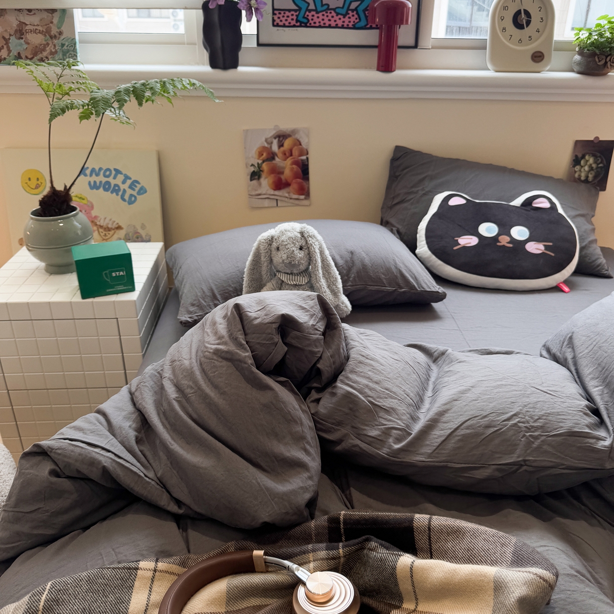 91家纺网 家纺一手货源 找家纺 水墨江南 2025新款亲肤磨毛水洗棉纯色四件套 墨灰