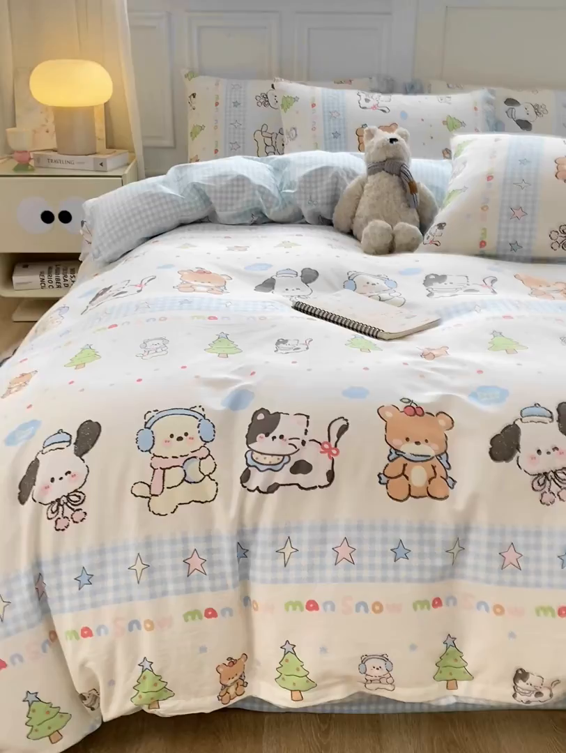 91家纺网 家纺一手货源 找家纺 红日子纺织品 2025新款12868全棉印花系列四件套 宠物陪伴