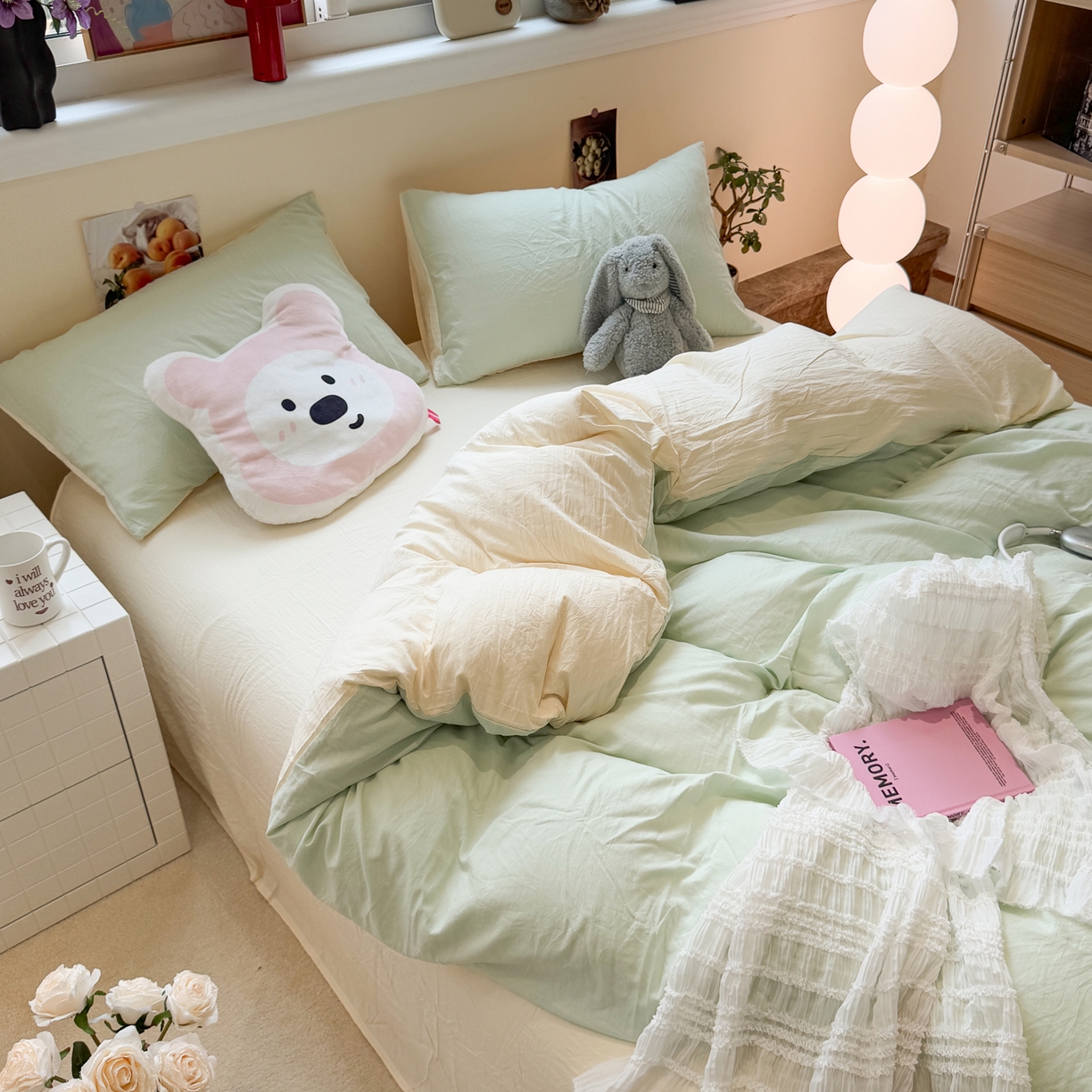 91家纺网 家纺一手货源 找家纺 水墨江南 2025新款亲肤磨毛水洗棉纯色四件套 藻绿米黄