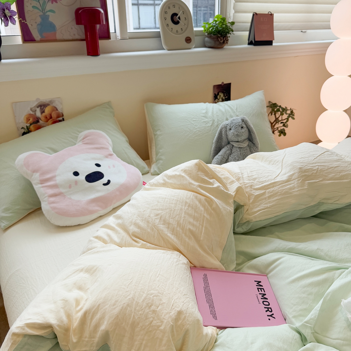 91家纺网 家纺一手货源 找家纺 水墨江南 2025新款亲肤磨毛水洗棉纯色四件套 藻绿米黄