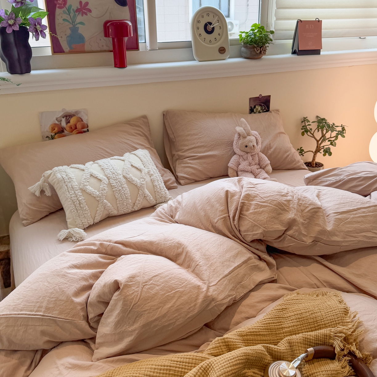 91家纺网 家纺一手货源 找家纺 水墨江南 2025新款亲肤磨毛水洗棉纯色四件套 中驼