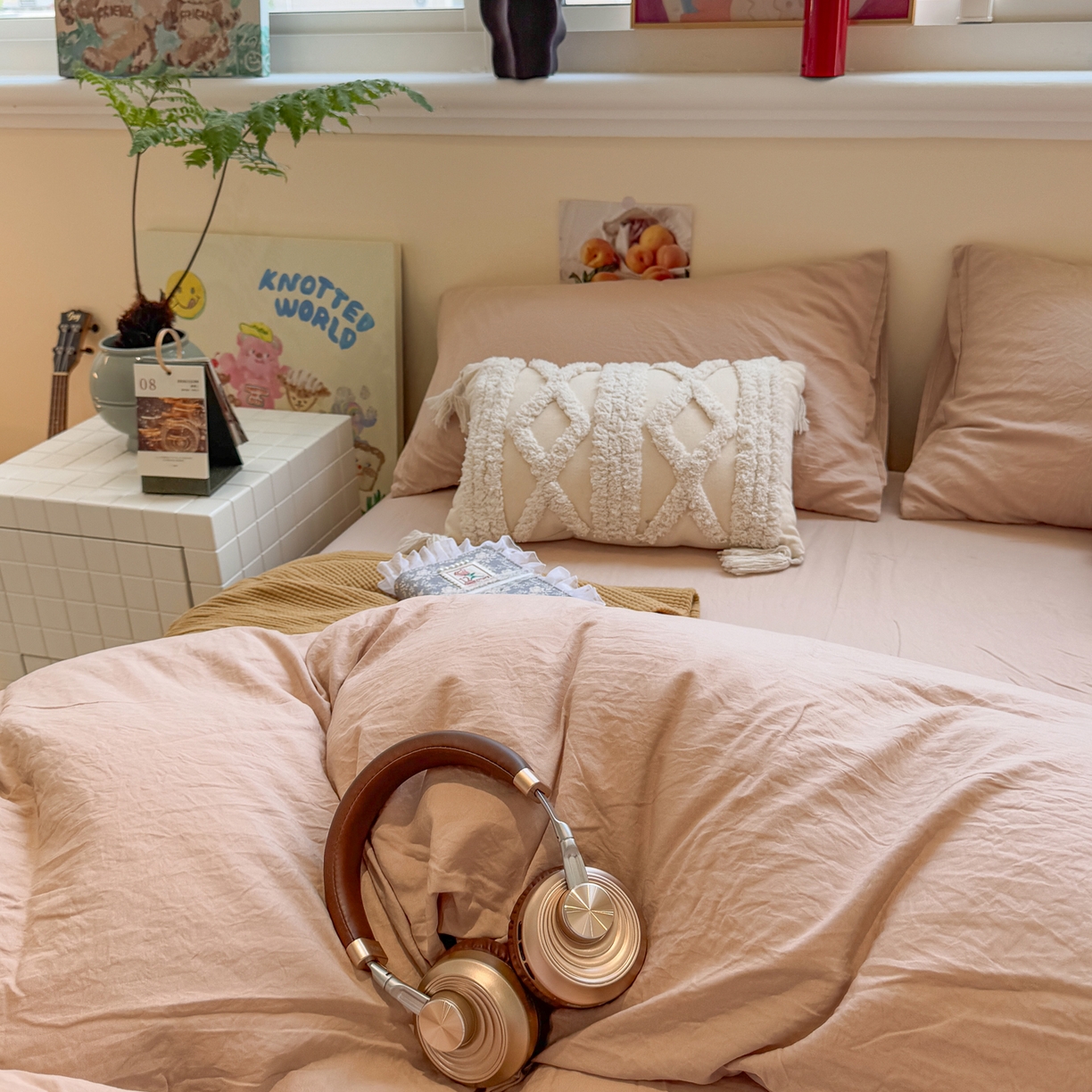 91家纺网 家纺一手货源 找家纺 水墨江南 2025新款亲肤磨毛水洗棉纯色四件套 中驼