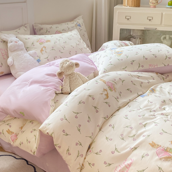 91家纺网 家纺一手货源 找家纺 红日子纺织品 2025新款12868全棉印花系列四件套 花语萌兔