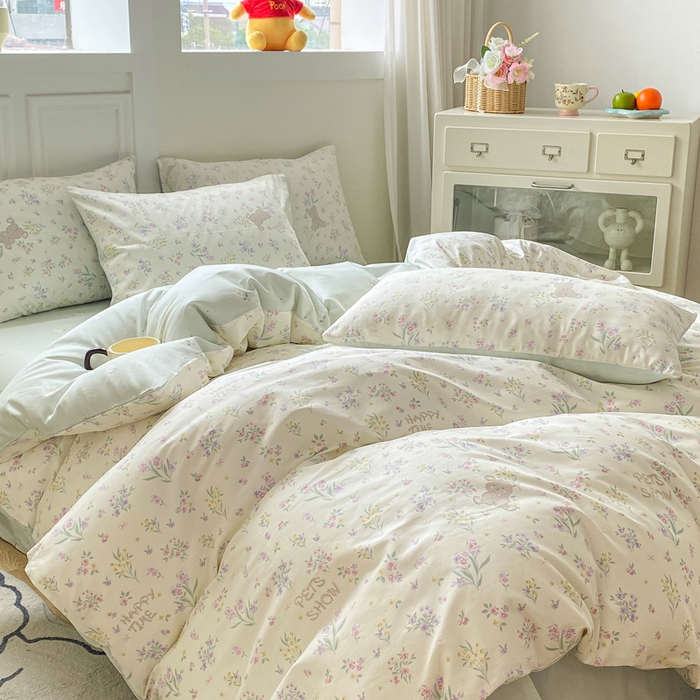 91家纺网 家纺一手货源 找家纺 红日子纺织品 2025新款12868全棉印花系列四件套 花园宝贝