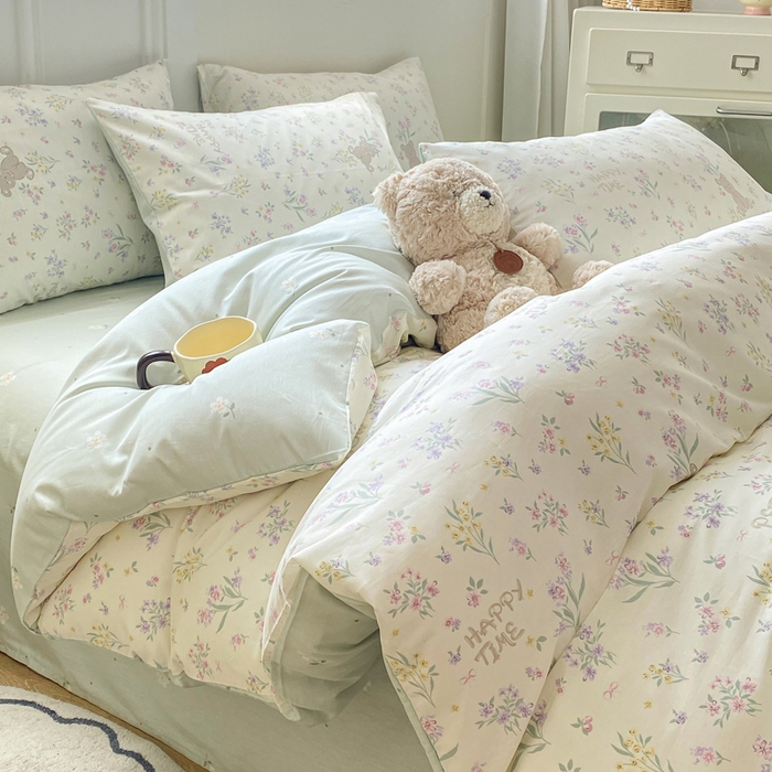 91家纺网 家纺一手货源 找家纺 红日子纺织品 2025新款12868全棉印花系列四件套 花园宝贝