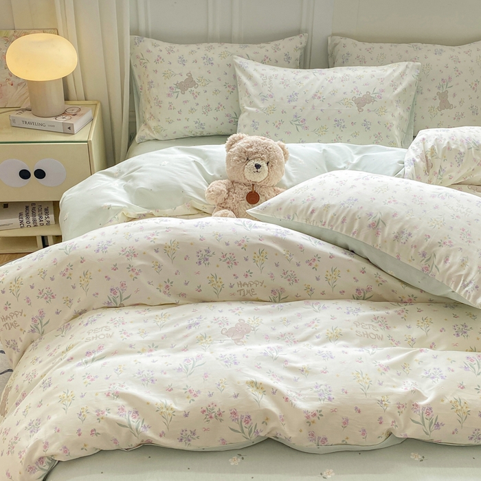 91家纺网 家纺一手货源 找家纺 红日子纺织品 2025新款12868全棉印花系列四件套 花园宝贝