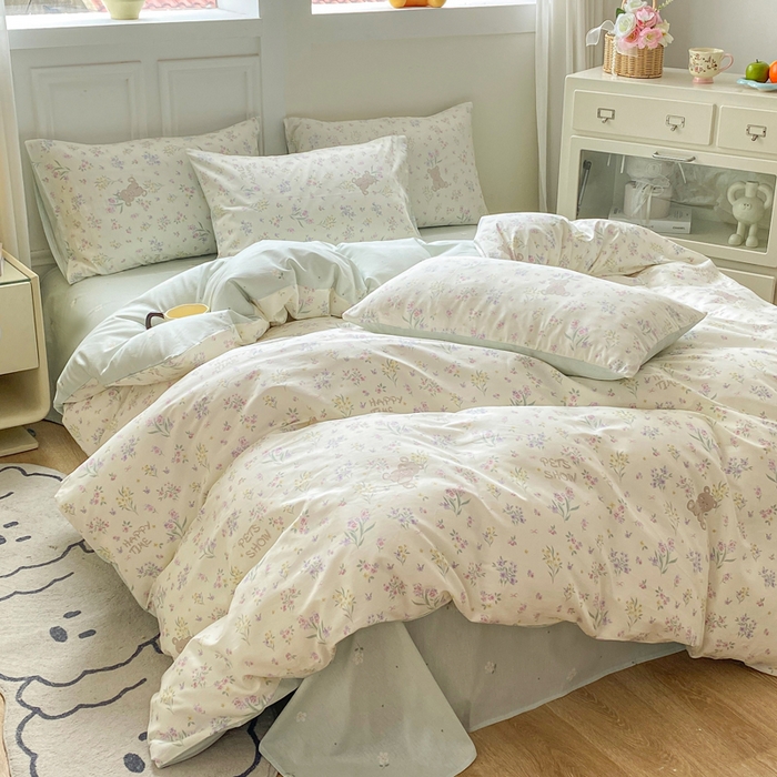 91家纺网 家纺一手货源 找家纺 红日子纺织品 2025新款12868全棉印花系列四件套 花园宝贝