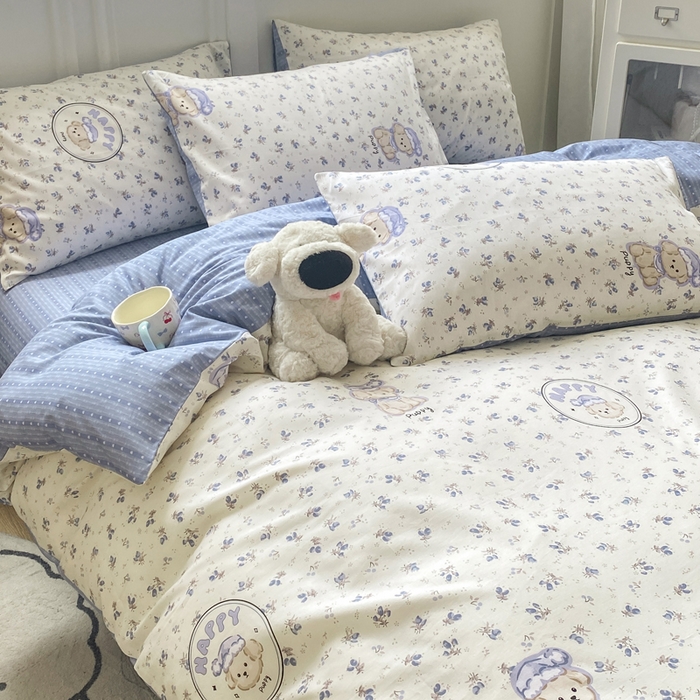 91家纺网 家纺一手货源 找家纺 红日子纺织品 2025新款12868全棉印花系列四件套 玲语小狗