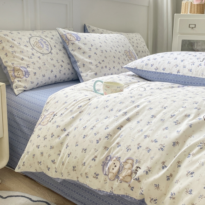 91家纺网 家纺一手货源 找家纺 红日子纺织品 2025新款12868全棉印花系列四件套 玲语小狗