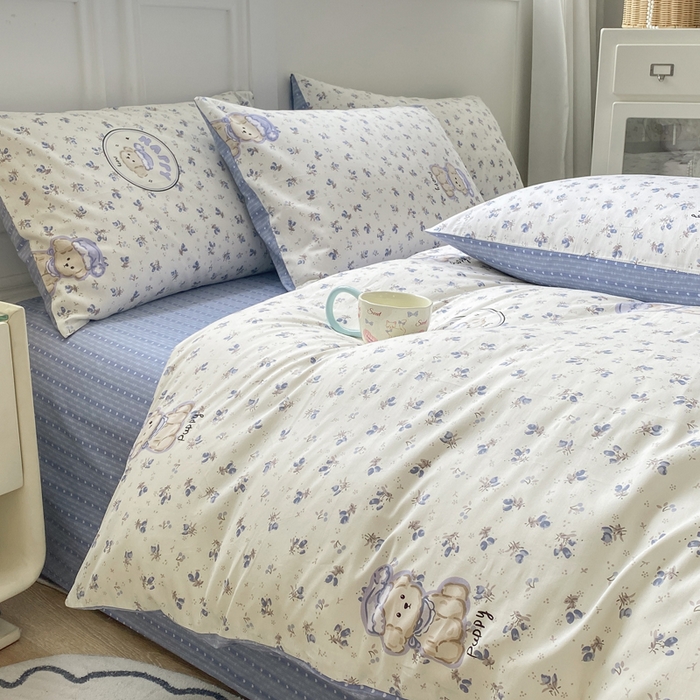 91家纺网 家纺一手货源 找家纺 红日子纺织品 2025新款12868全棉印花系列四件套 玲语小狗