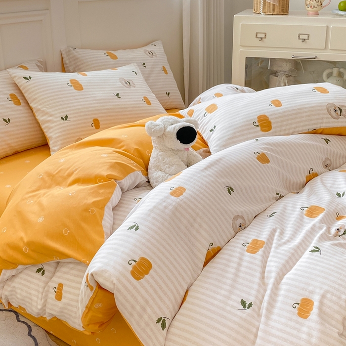 91家纺网 家纺一手货源 找家纺 红日子纺织品 2025新款12868全棉印花系列四件套 南瓜小狗