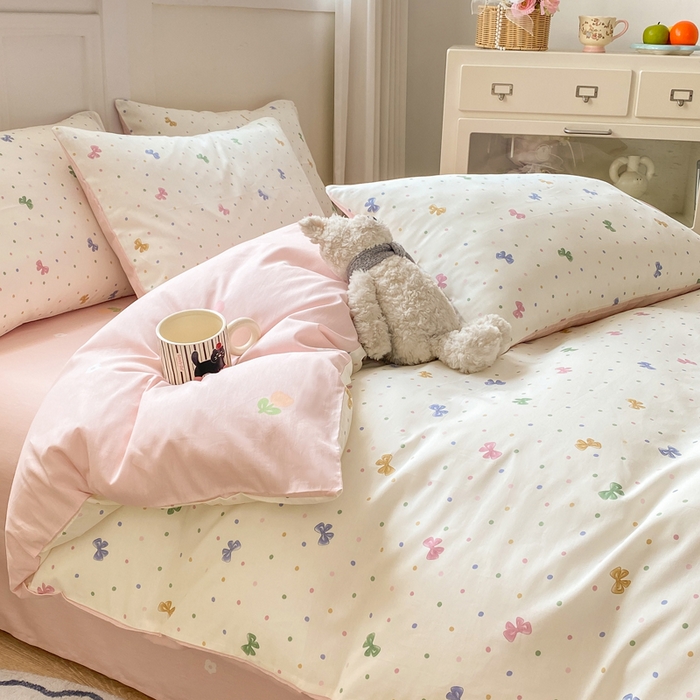 91家纺网 家纺一手货源 找家纺 红日子纺织品 2025新款12868全棉印花系列四件套 甜心情节