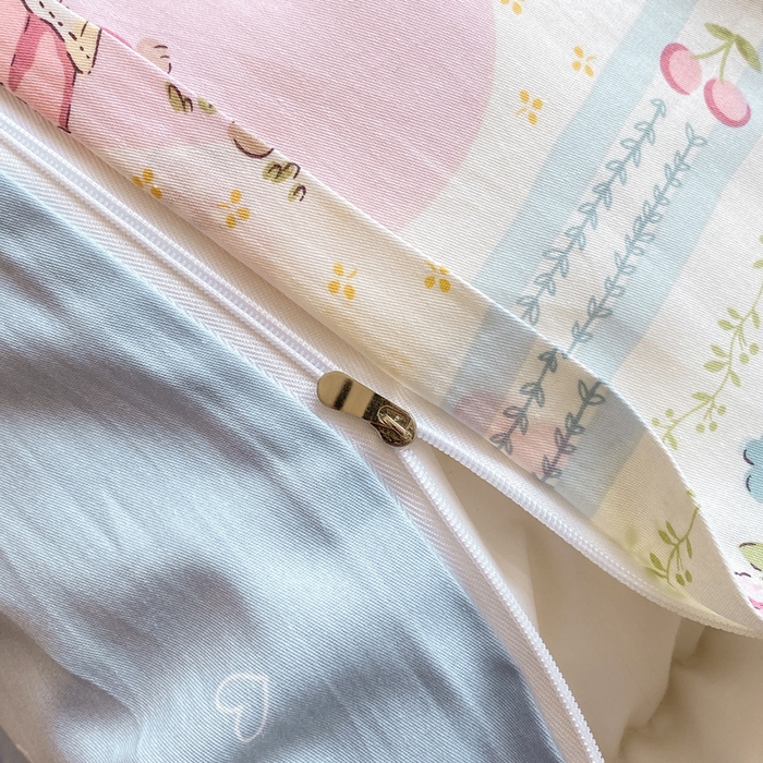 91家纺网 家纺一手货源 找家纺 红日子纺织品 2025新款12868全棉印花系列四件套 香颂萌兔