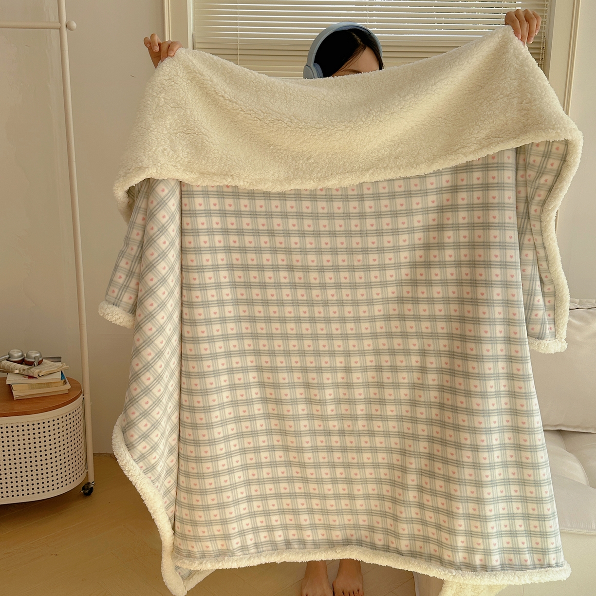 91家纺网 家纺一手货源 找家纺 （总）萝莉家纺 2025秋冬新品韩版花边款加厚牛奶绒四件套