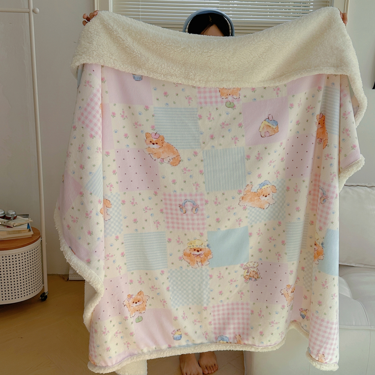 91家纺网 家纺一手货源 找家纺 （总）萝莉家纺 2025新款小清新多功能牛奶绒羊羔绒毛毯毯子午睡毯