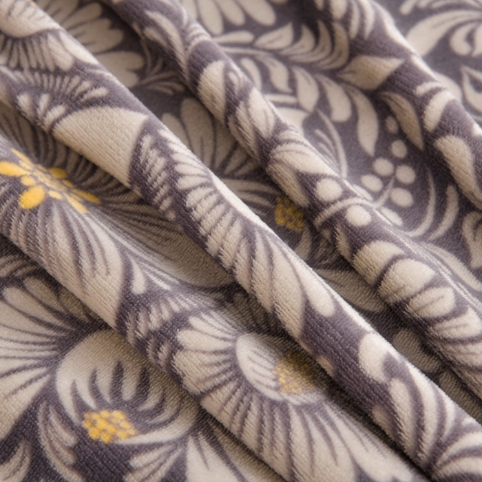 91家纺网 家纺一手货源 找家纺 芯诗曼 2025直播高克重牛奶绒四件套法莱绒金貂貂狐保暖单被套 繁花嫩叶