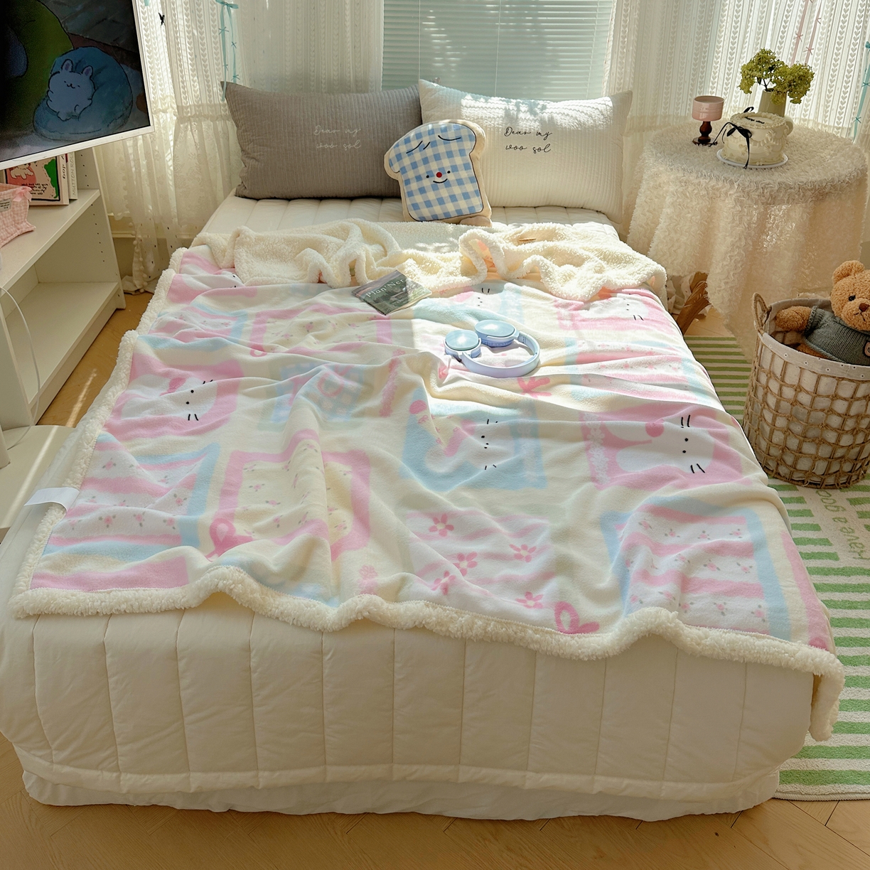 91家纺网 家纺一手货源 找家纺 萝莉家纺 2025新款小清新多功能牛奶绒羊羔绒毛毯毯子午睡毯 蝴蝶结兔