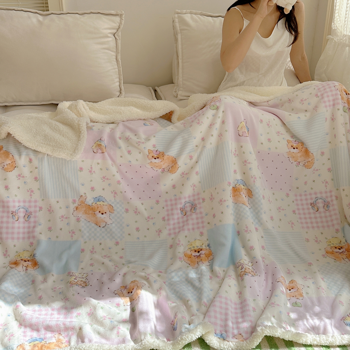 91家纺网 家纺一手货源 找家纺 萝莉家纺 2025新款小清新多功能牛奶绒羊羔绒毛毯毯子午睡毯 花园猫