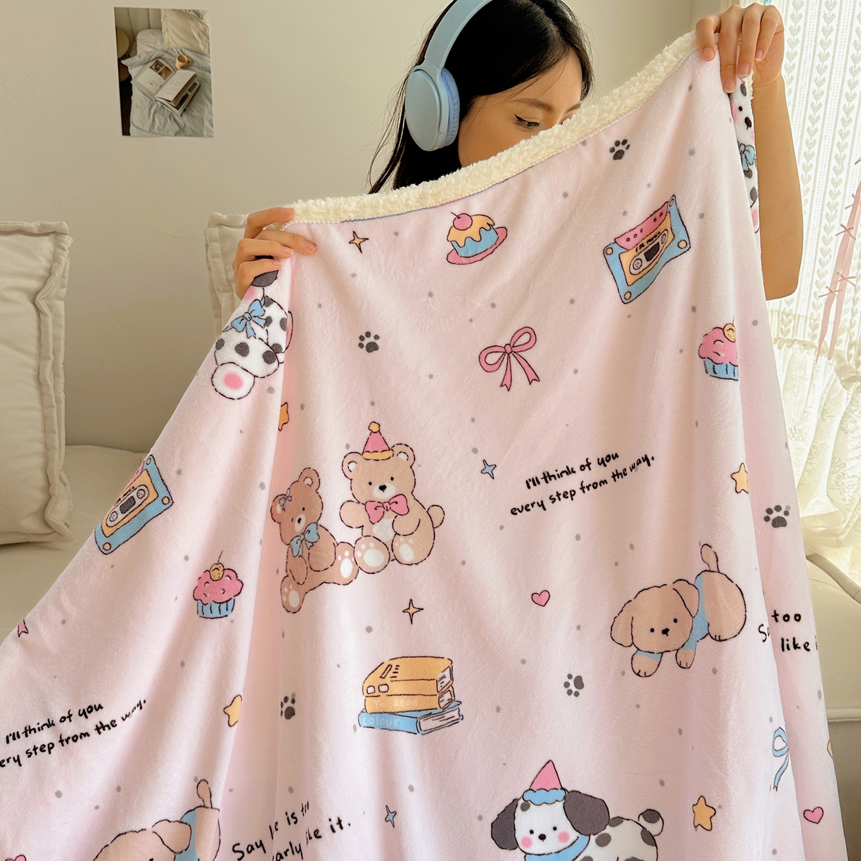 91家纺网 家纺一手货源 找家纺 萝莉家纺 2025新款小清新多功能牛奶绒羊羔绒毛毯毯子午睡毯 欢乐熊