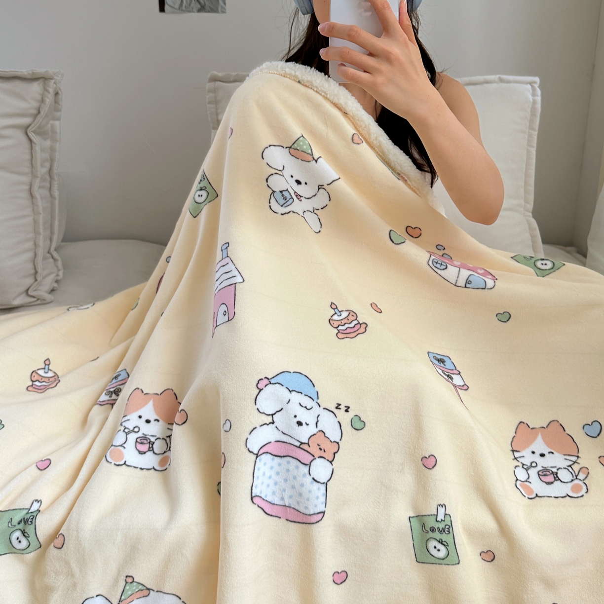 91家纺网 家纺一手货源 找家纺 萝莉家纺 2025新款小清新多功能牛奶绒羊羔绒毛毯毯子午睡毯 卡通乐园