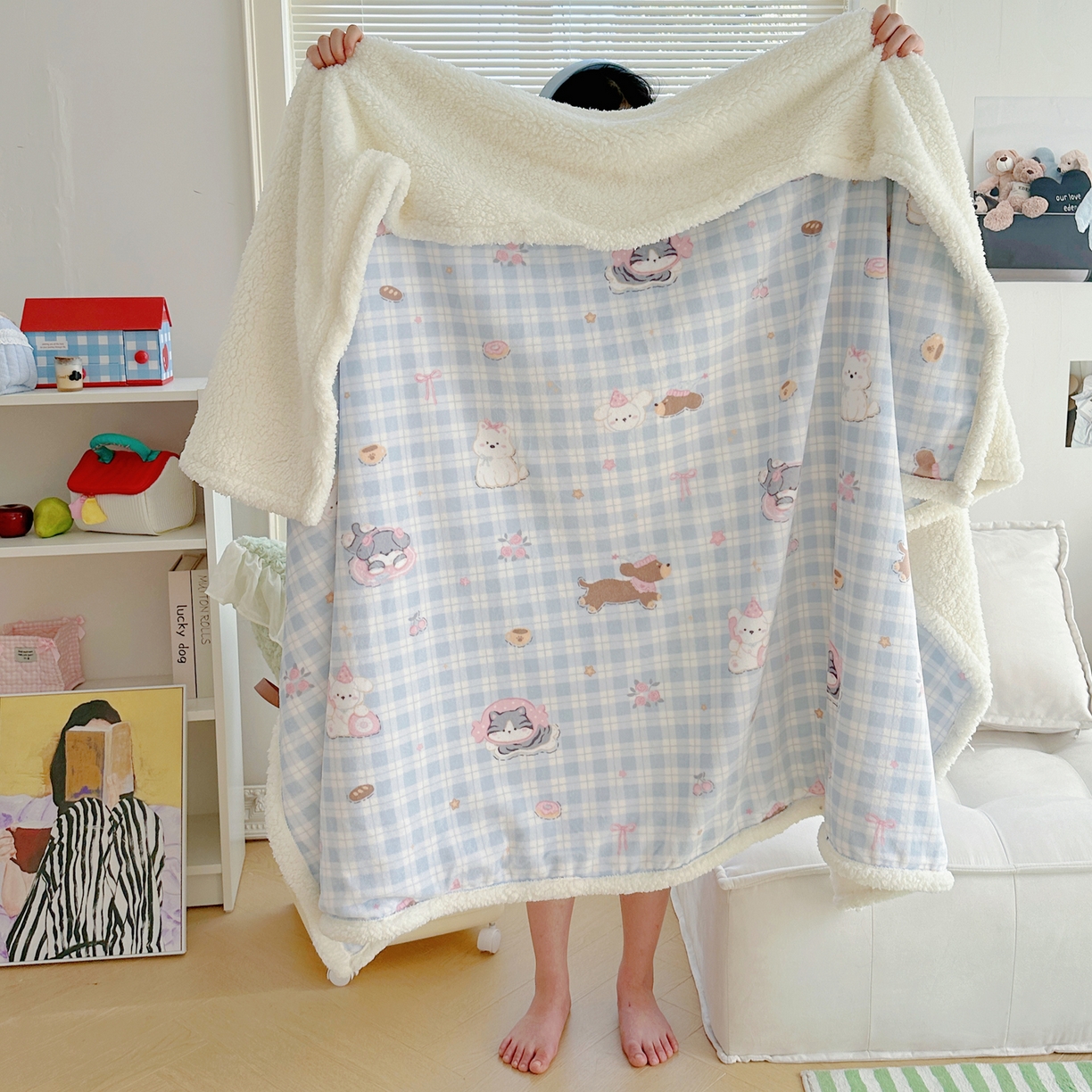 萝莉家纺 2025新款小清新多功能牛奶绒羊羔绒毛毯毯子午睡毯 猫狗一家