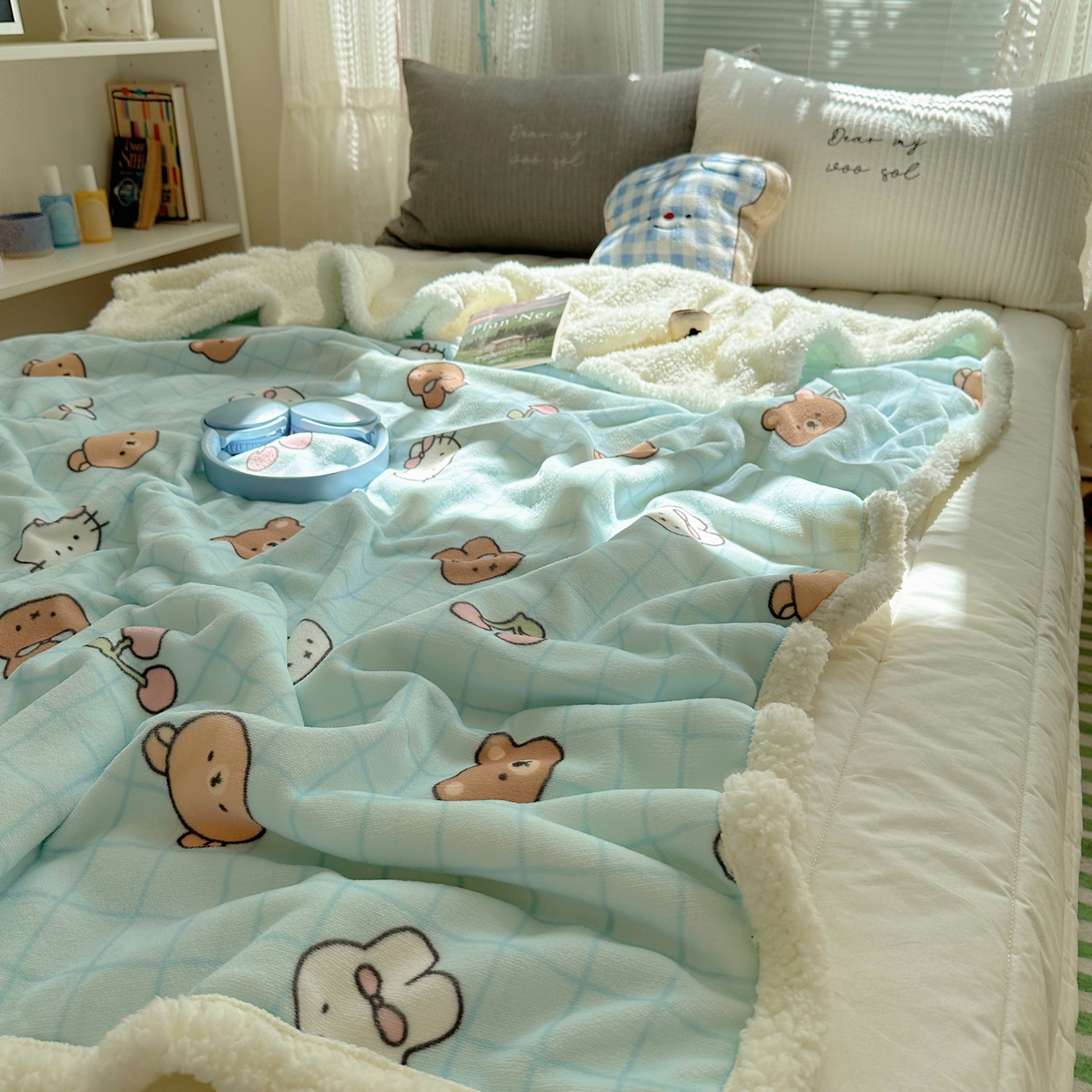 91家纺网 家纺一手货源 找家纺 萝莉家纺 2025新款小清新多功能牛奶绒羊羔绒毛毯毯子午睡毯 萌仔派对