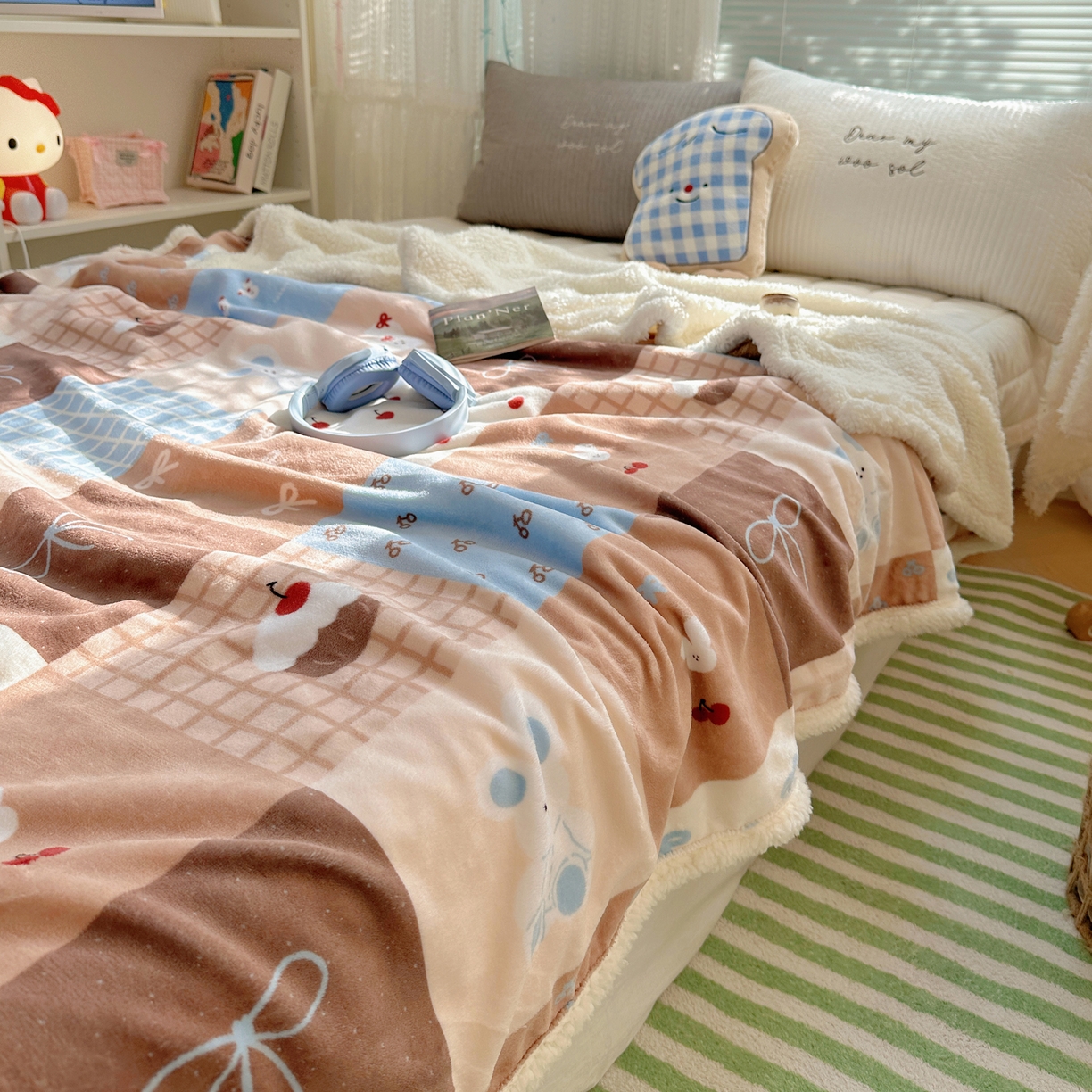 91家纺网 家纺一手货源 找家纺 萝莉家纺 2025新款小清新多功能牛奶绒羊羔绒毛毯毯子午睡毯 奇妙世界