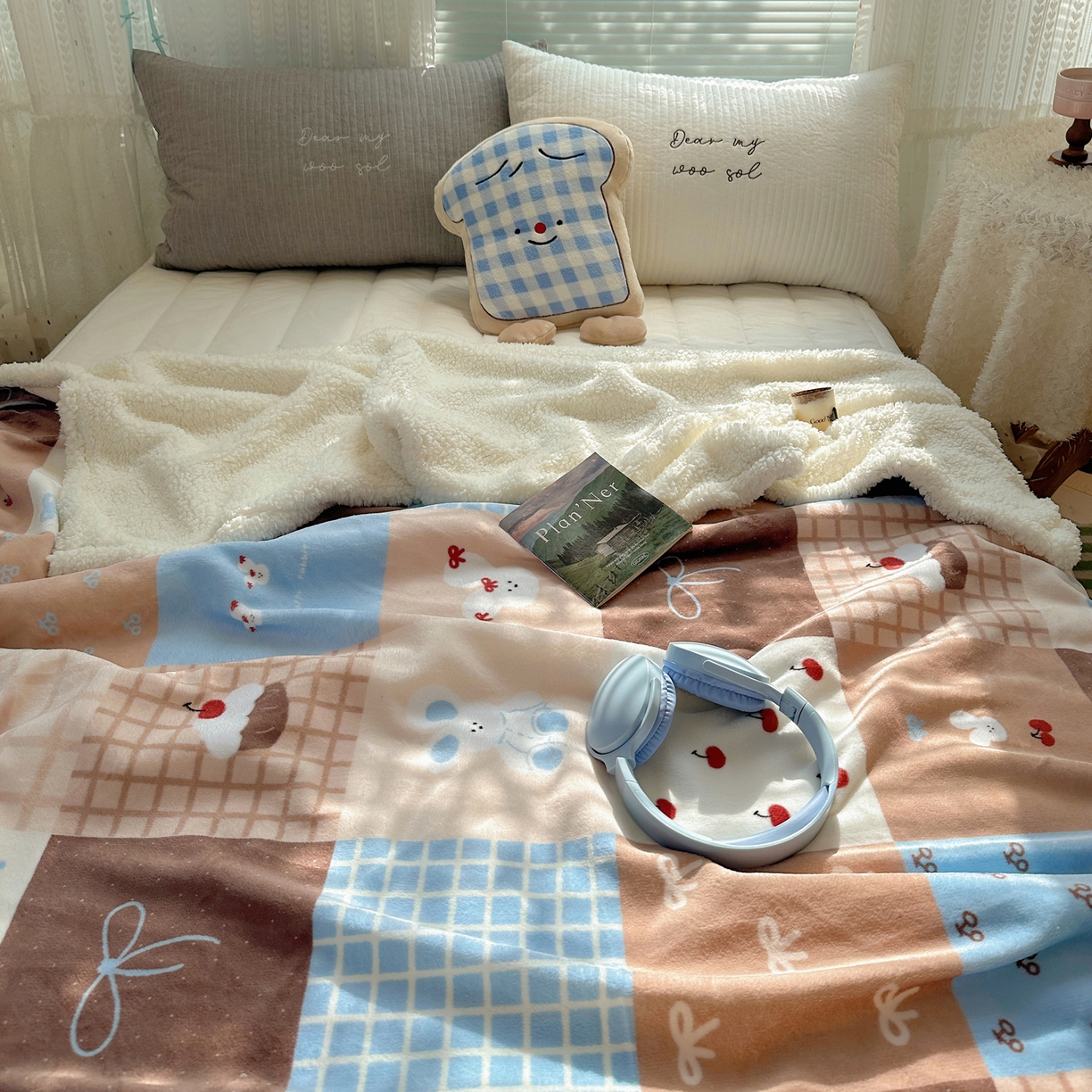 91家纺网 家纺一手货源 找家纺 萝莉家纺 2025新款小清新多功能牛奶绒羊羔绒毛毯毯子午睡毯 奇妙世界