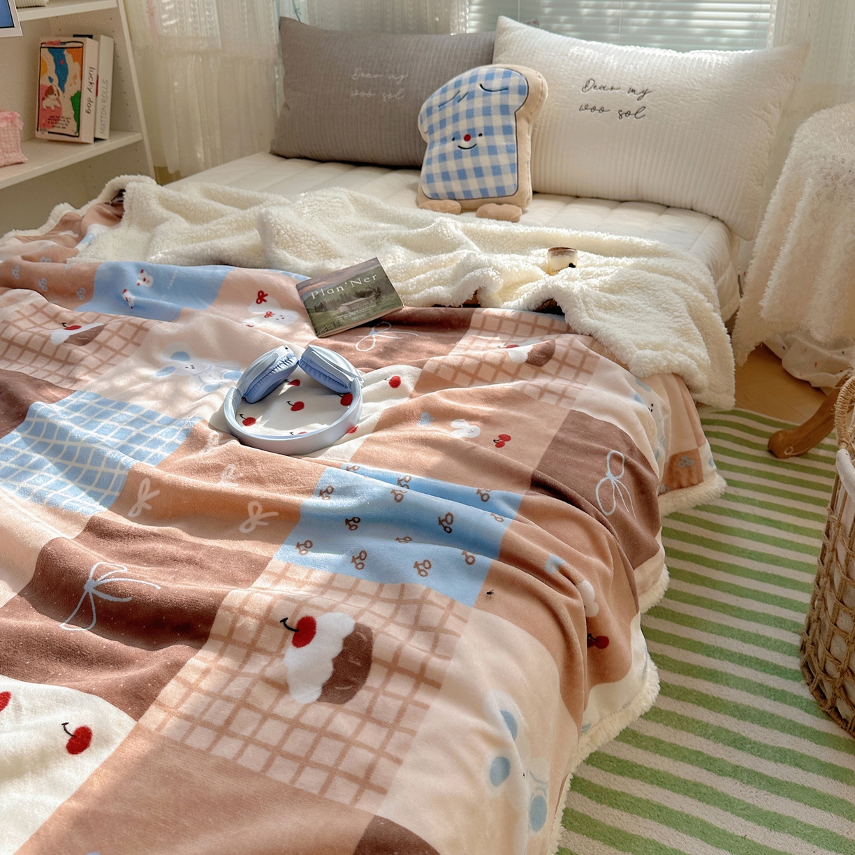 91家纺网 家纺一手货源 找家纺 萝莉家纺 2025新款小清新多功能牛奶绒羊羔绒毛毯毯子午睡毯 奇妙世界