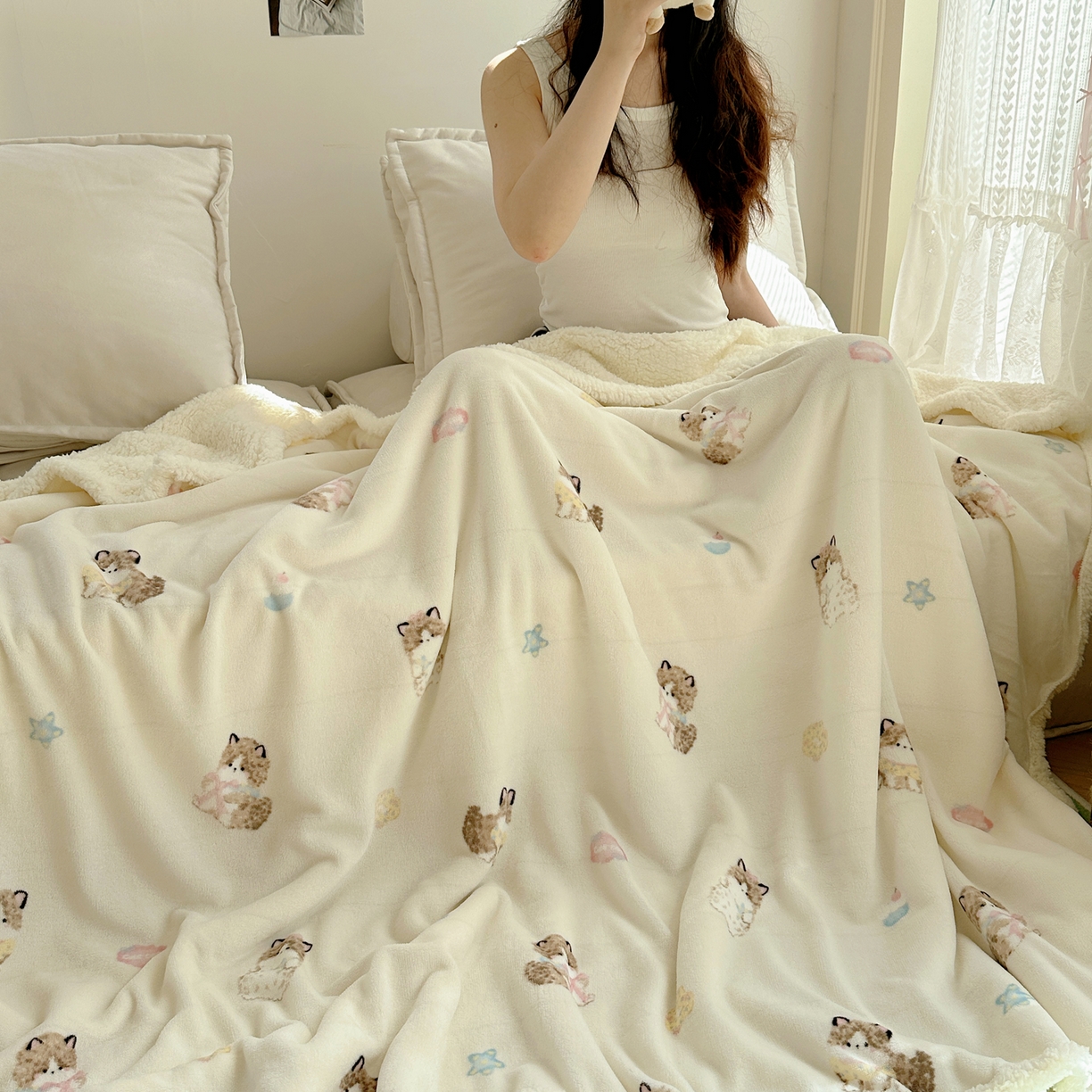 91家纺网 家纺一手货源 找家纺 萝莉家纺 2025新款小清新多功能牛奶绒羊羔绒毛毯毯子午睡毯 软萌猫黄